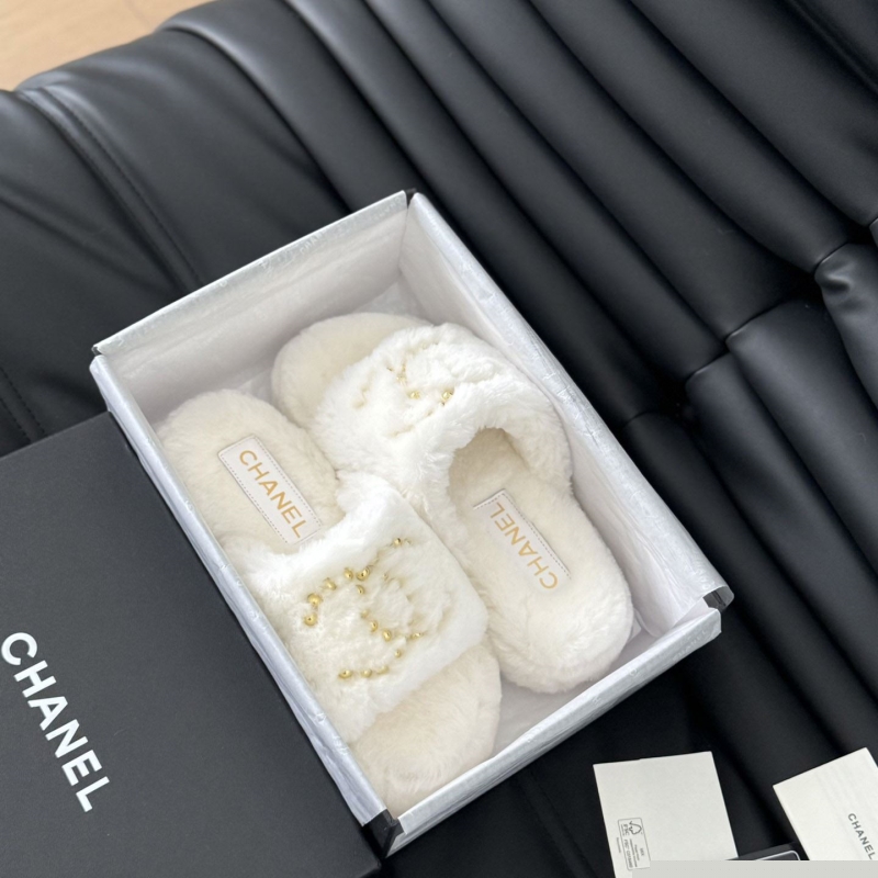 Ch*el slippers